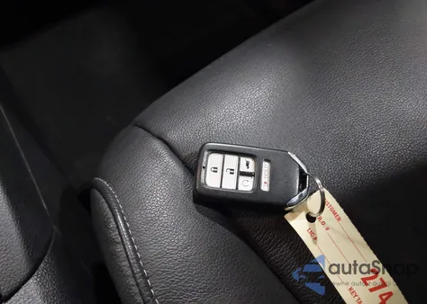 2019 Honda Pilot Touring z USA, uszkodzony, nr VIN 5FNYF6H9XKB053624